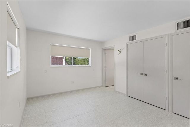 780 10th AVE S 4, Naples, FL 34102