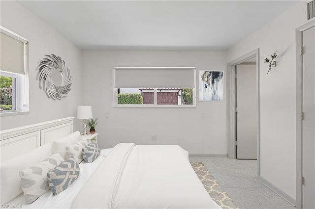 780 10th AVE S 4, Naples, FL 34102