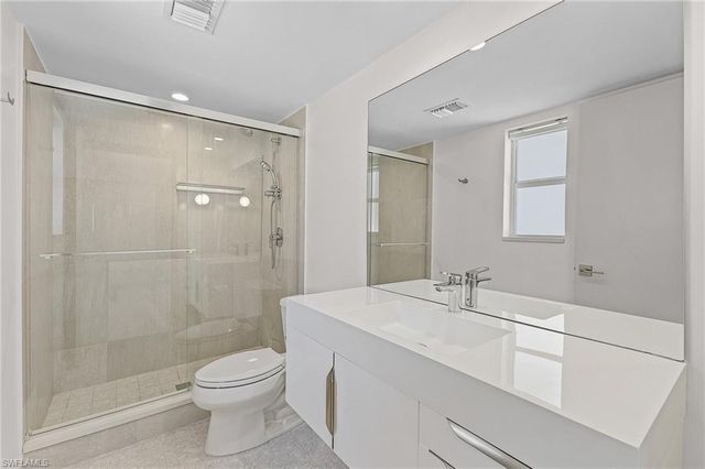 780 10th AVE S 4, Naples, FL 34102