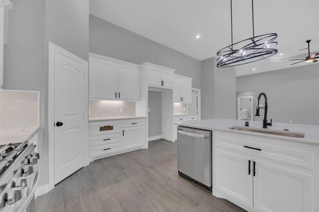 179 Copperleaf Road, Huntsville, TX 77340