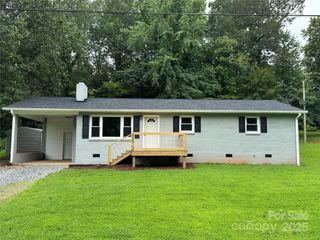 5545 W Pine Hill Avenue, Morganton, NC 28655