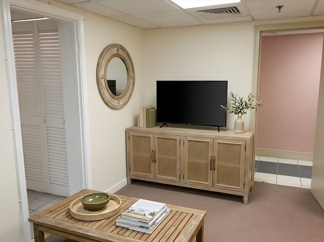 475 Commonwealth Avenue G4, Boston, MA 02215