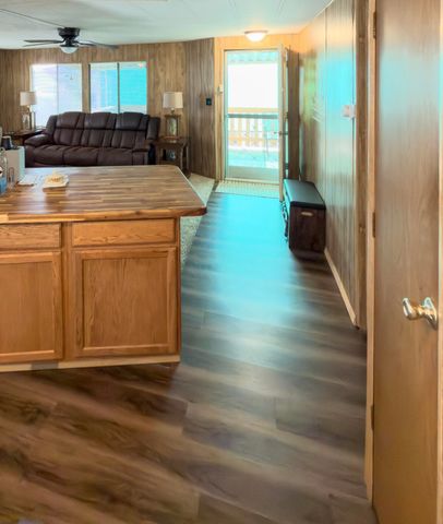 314 N Albert 73, Exeter, CA 93221