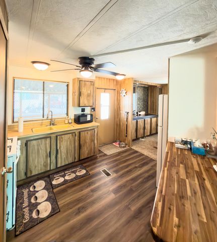 314 N Albert 73, Exeter, CA 93221