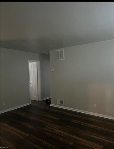 1317 Seaboard AVE, Chesapeake, VA 23324