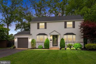 605 LAKEVUE DRIVE, Willow Grove, PA 19090