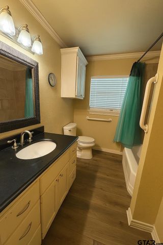 3325 FRANKSTON HIGHWAY, Tyler, TX 75701