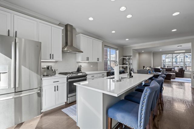 47675 Alden Terrace, Northville, MI 48168
