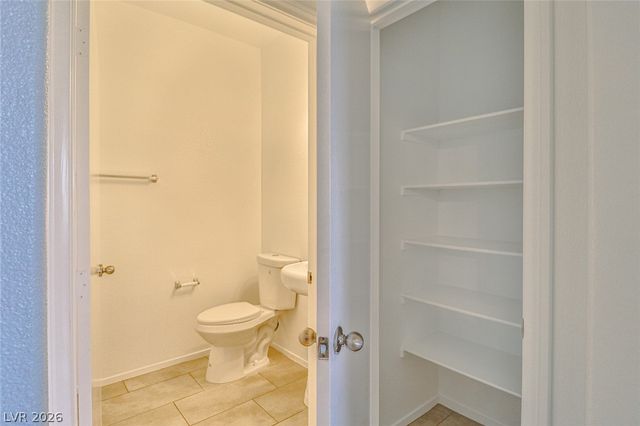 4437 Dover Straight Street 105, Las Vegas, NV 89115