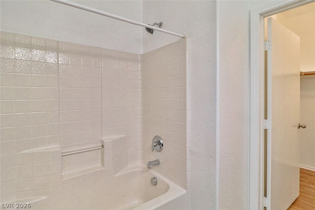 4437 Dover Straight Street 105, Las Vegas, NV 89115