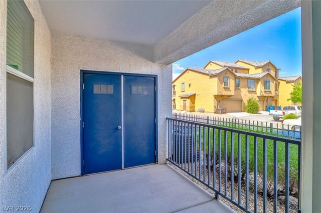 4437 Dover Straight Street 105, Las Vegas, NV 89115