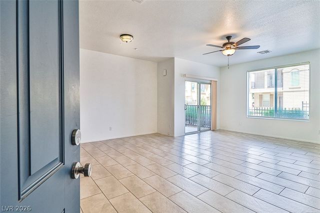 4437 Dover Straight Street 105, Las Vegas, NV 89115