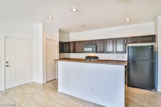 4437 Dover Straight Street 105, Las Vegas, NV 89115