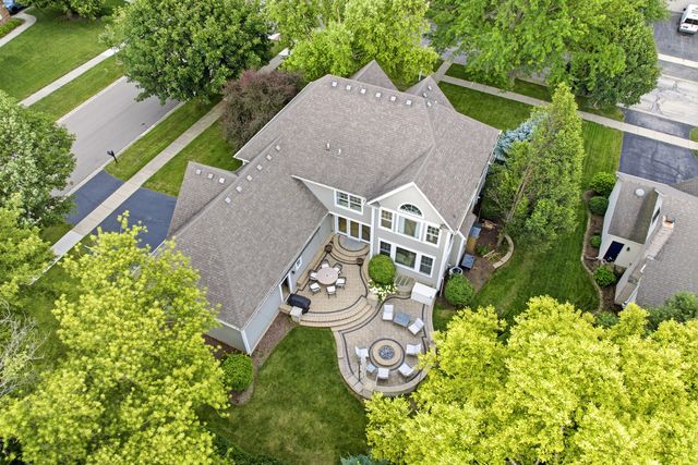 899 Edgewood Drive, Sugar Grove, IL 60554