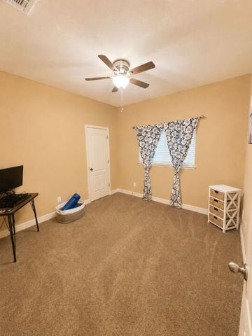 7626 Granite Dr, Corpus Christi, TX 78414