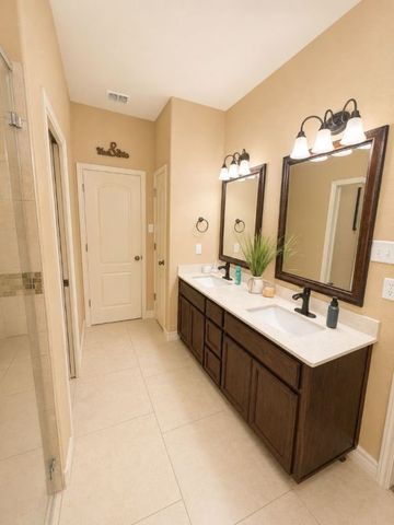 7626 Granite Dr, Corpus Christi, TX 78414