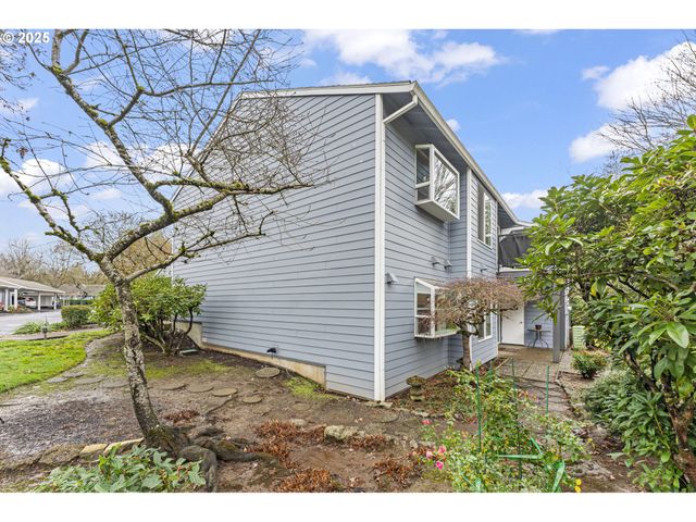 10960 Sw MEADOWBROOK Dr 10, Portland, OR 97224