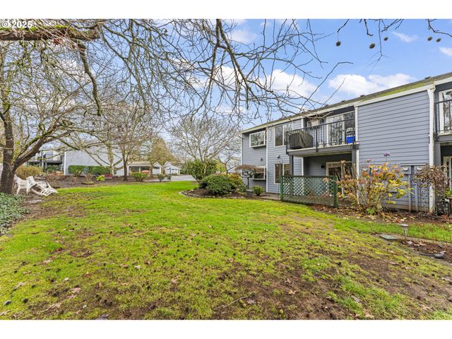 10960 Sw MEADOWBROOK Dr 10, Portland, OR 97224