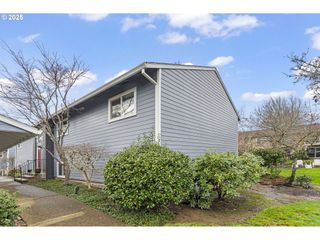 10960 Sw MEADOWBROOK Dr 10, Portland, OR 97224