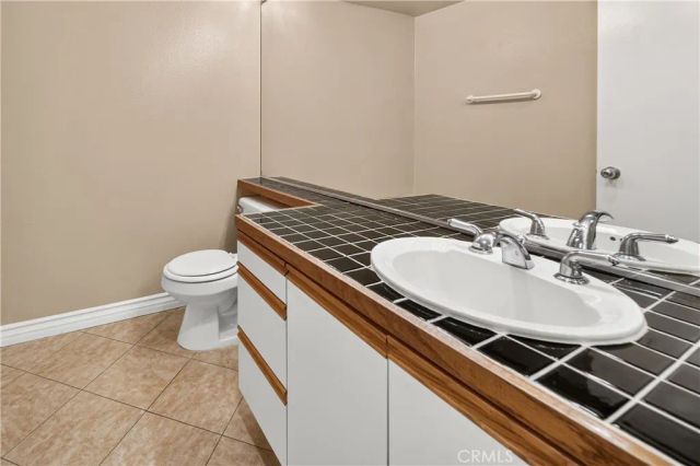 1234 Granville 3, Los Angeles, CA 90025