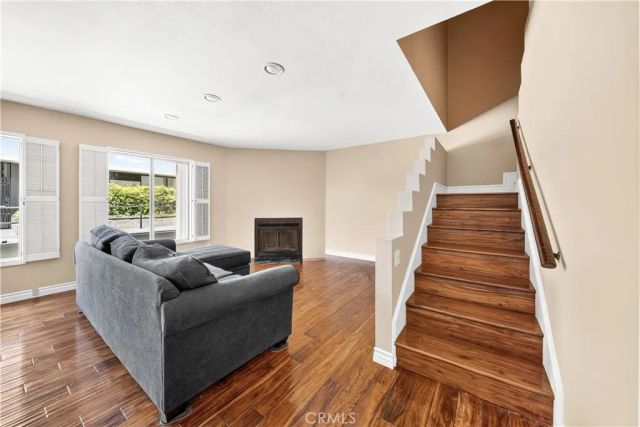 1234 Granville 3, Los Angeles, CA 90025