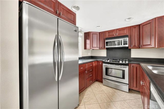 1234 Granville 3, Los Angeles, CA 90025
