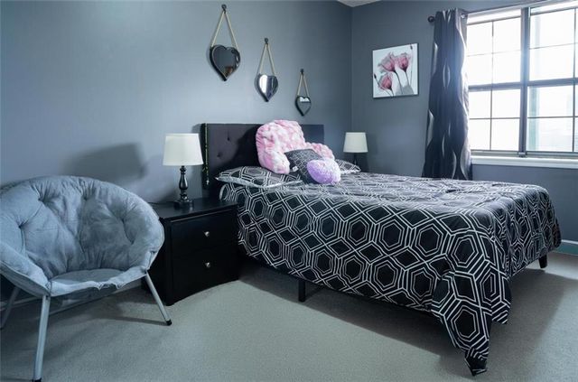 11526 N Wayne Avenue, Kansas City, MO 64155