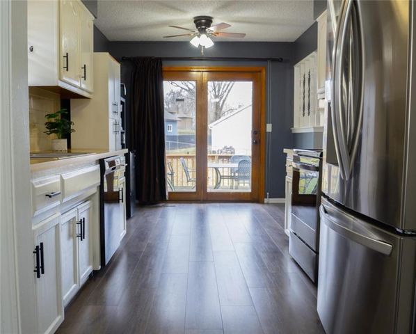 11526 N Wayne Avenue, Kansas City, MO 64155