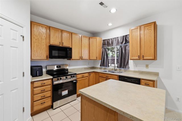 111 Granby Way C, Aurora, CO 80011