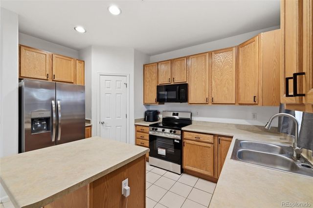 111 Granby Way C, Aurora, CO 80011