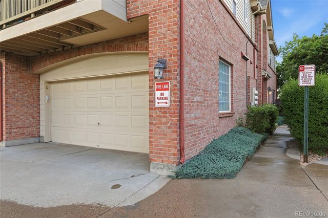 111 Granby Way C, Aurora, CO 80011