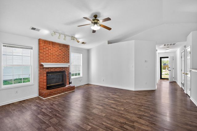 126 W Chopin Way, Georgetown, KY 40324