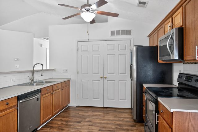 126 W Chopin Way, Georgetown, KY 40324