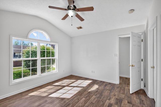 126 W Chopin Way, Georgetown, KY 40324