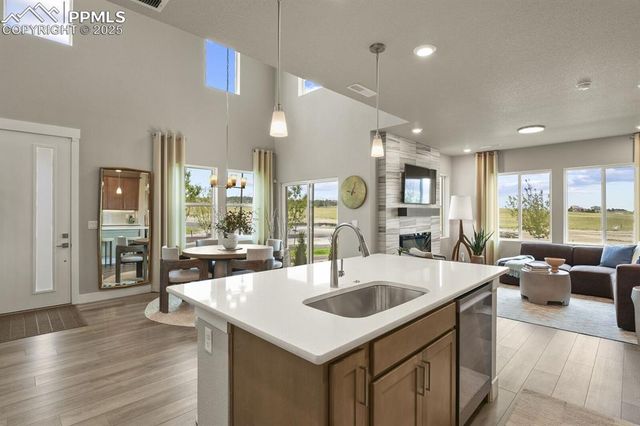 6855 Diamant View, Colorado Springs, CO 80924