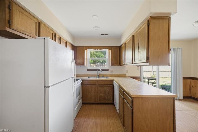 1809 Cornerstone CT, Virginia Beach, VA 23456