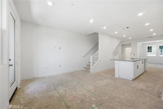 111 Evergreen Lane, Claremont, CA 91711