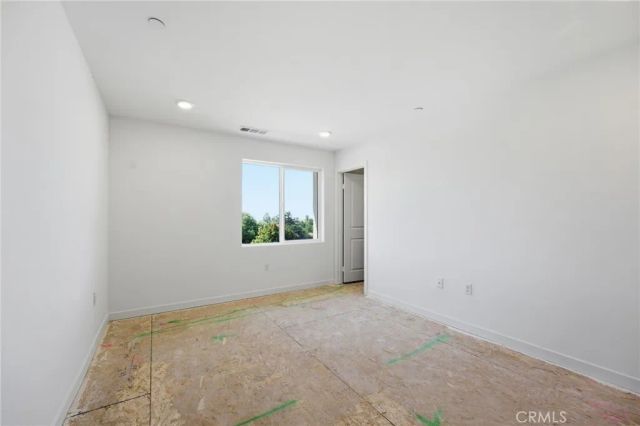 111 Evergreen Lane, Claremont, CA 91711