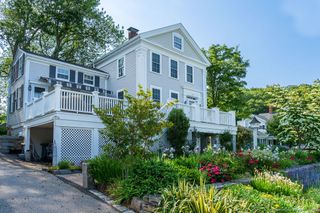 105 River Road, Groton, CT 06355