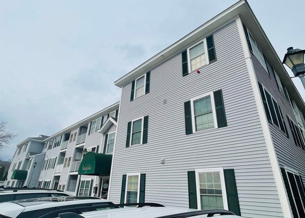 40 Eastern Ave Apt 104, Manchester, NH 03104