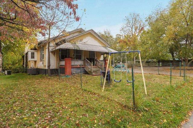 2622 N Grant Avenue, Springfield, MO 65803