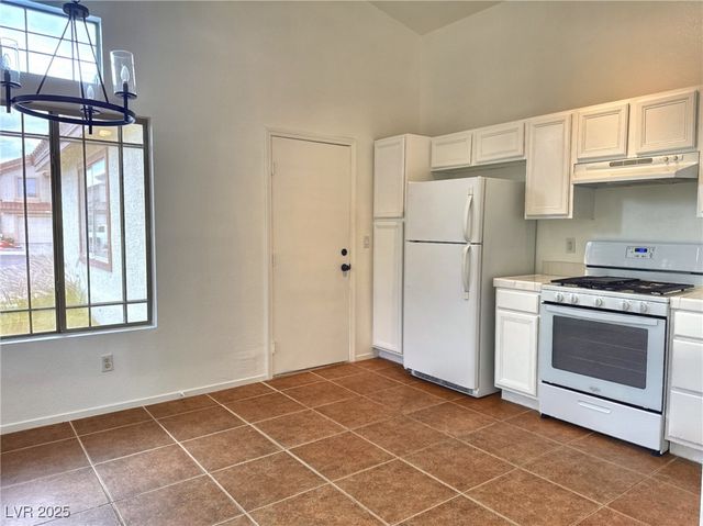 7812 Blue Charm Avenue, Las Vegas, NV 89149