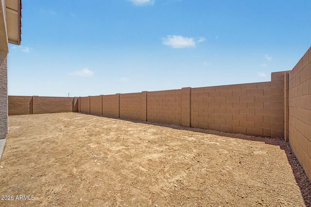 18535 W LAURIE Lane, Waddell, AZ 85355