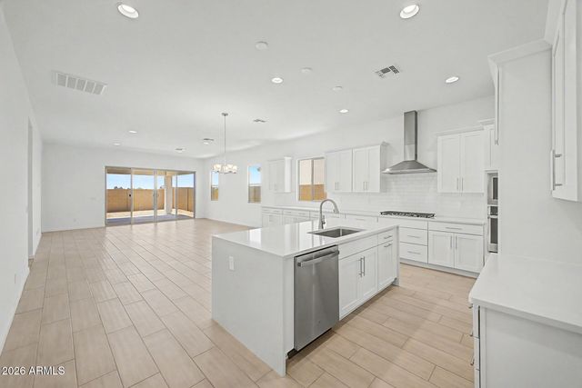18535 W LAURIE Lane, Waddell, AZ 85355