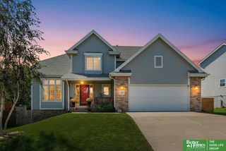 2207 Kara Drive, Papillion, NE 68133