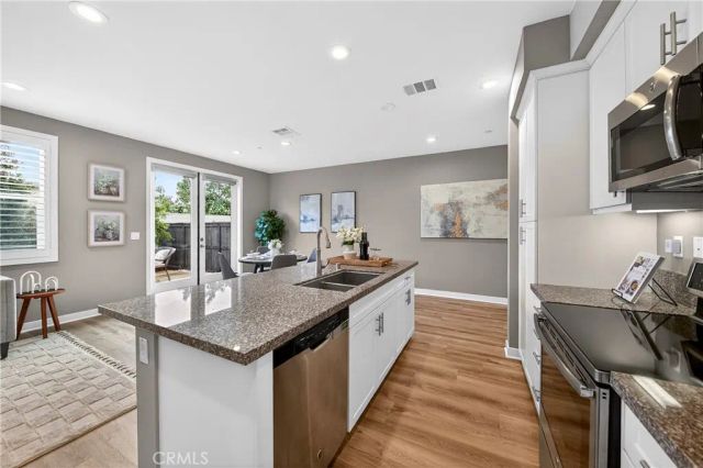 5372 Harvard Way, Cypress, CA 90630