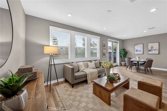 5372 Harvard Way, Cypress, CA 90630