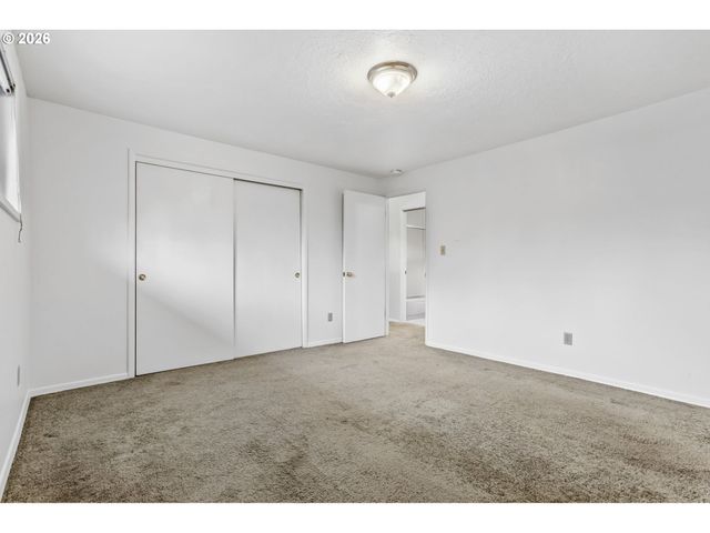 10238 Ne MORRIS Ct, Portland, OR 97220