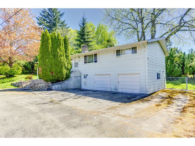 10238 Ne MORRIS Ct, Portland, OR 97220