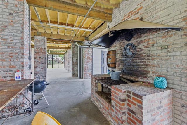7111 Port Rd Road, Sulphur, LA 70665